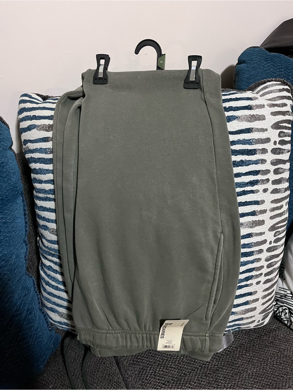 No Boundaries Olive Green Men's Jogger Sweatpants